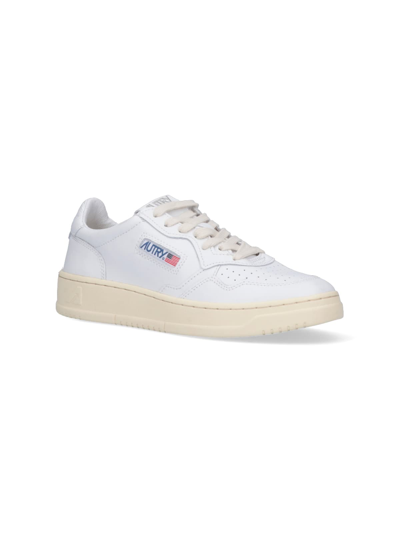 Shop Autry Medialist Low Sneakers In Bianco/ Bianco