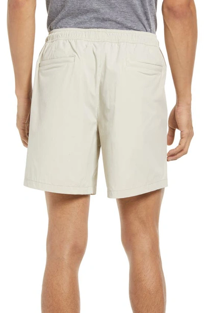 Shop Nordstrom Stretch Ripstop Shorts In Grey Pelican