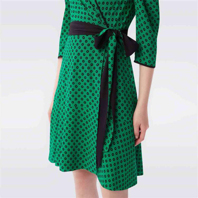 DVF女装 秋冬罗勒绿/黑双层波点图案裹身裙