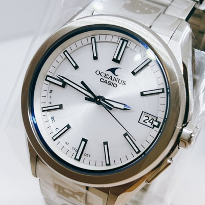 Pre-owned Casio Oceanus Ocw-t200s-7ajf Solar Radio Watch From Japan 3 Hands Models White