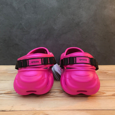 Pre-owned Crocs Echo Shimmer Clog Magenta Shimmer Pink & Black Select-a-size In Purple