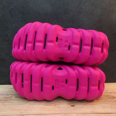 Pre-owned Crocs Echo Shimmer Clog Magenta Shimmer Pink & Black Select-a-size In Purple