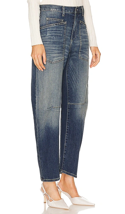 Nili Lotan Shon Barrel Jeans In Classic Wash In Blue