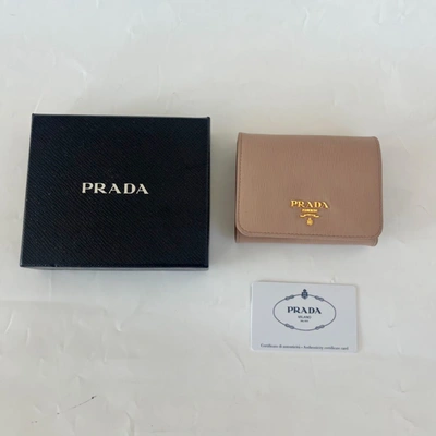 Pre-owned Prada Beige Saffiano Leather Trifold Compact Wallet