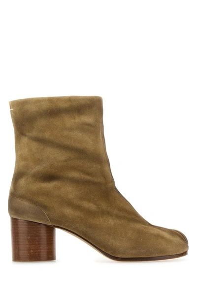 Shop Maison Margiela Woman Beige Suede Tabi Ankle Boots In Brown