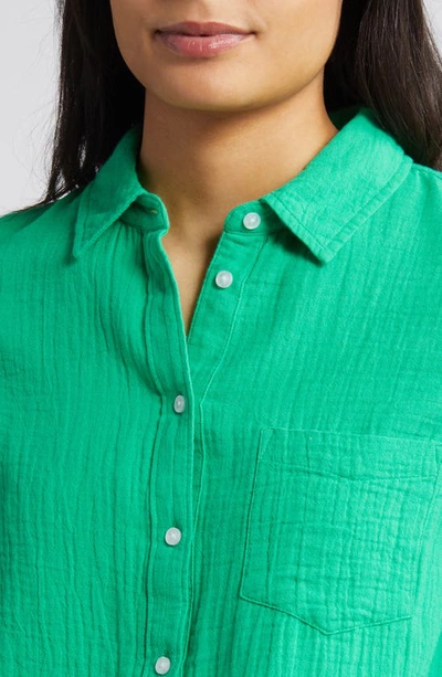 Shop Caslon (r) Casual Gauze Button-up Shirt In Green Bright