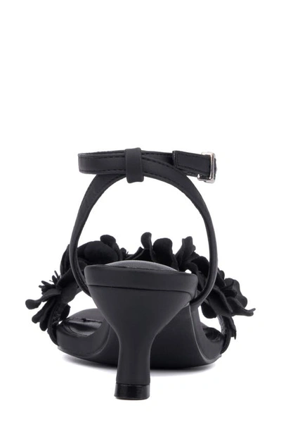 New York And Company Gwendolyn Flower Strap Sandal In Black