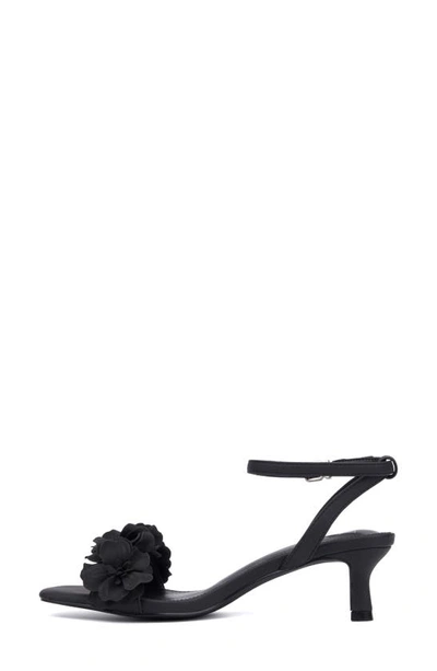 New York And Company Gwendolyn Flower Strap Sandal In Black