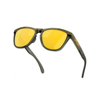 Shop Oakley Oo9284-frogskins Range Polarizzato Sunglasses