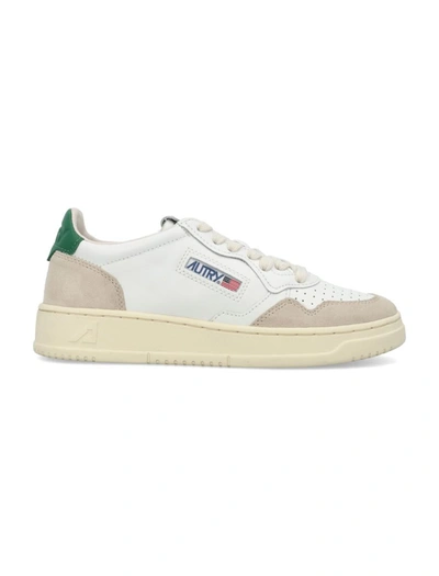 Shop Autry Medalist Low Woman Sneakers In White Green