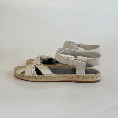Pre-owned Loewe Gate Flat White Leather Sandals Espadrilles, 38