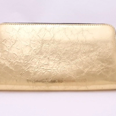 Pre-owned Chanel Coco Mark Leather Wallet () In Gold