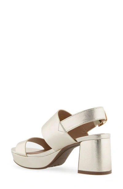 Aerosoles Camera Platform Sandal In Soft Gold