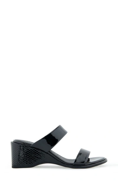 Aerosoles Norine Snake Embossed Sandal In Black Patent Pu