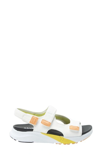 Alegria By Pg Lite Sandie Sandal In White