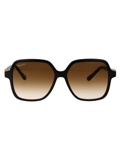 Shop Ferragamo Sf1083s Sunglasses In 208 Brown