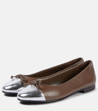 Tory Burch Bow-detail Leather Ballerina Shoes In Brown