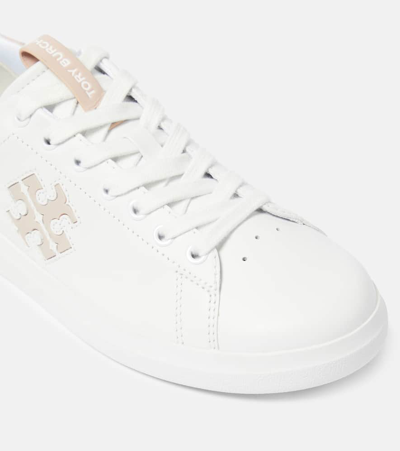 Shop Tory Burch Howell Leather Sneakers In White