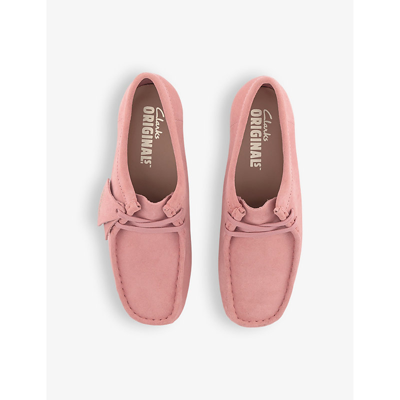Shop Clarks Originals Wallabee Logo-tag Suede Shoes In Blush Pink Suede