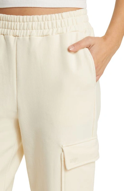 Shop Madewell Brushed Pull-on Cargo Pants In Antique Cream