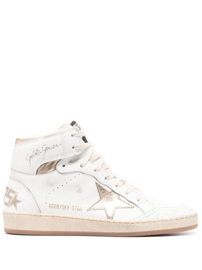 Shop Golden Goose Sneakers Con Applicazione In White