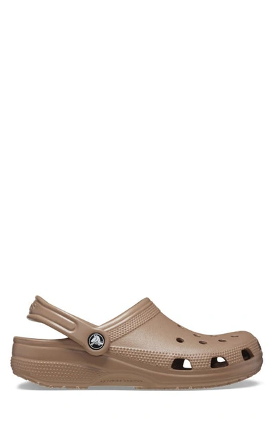 Crocs Classic Clog In Latte