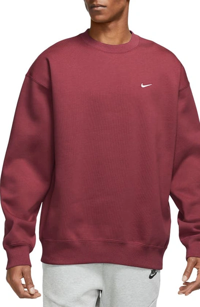Shop Nike Solo Swoosh Oversize Crewneck Sweatshirt In Team Red/ White