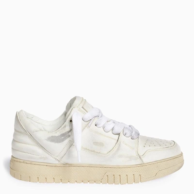 1989 Studio Vintage Dirty White Sneakers In White