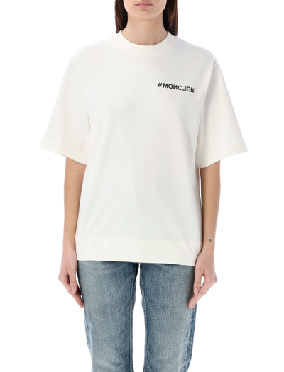 Shop Moncler T-shirt Tmm In White