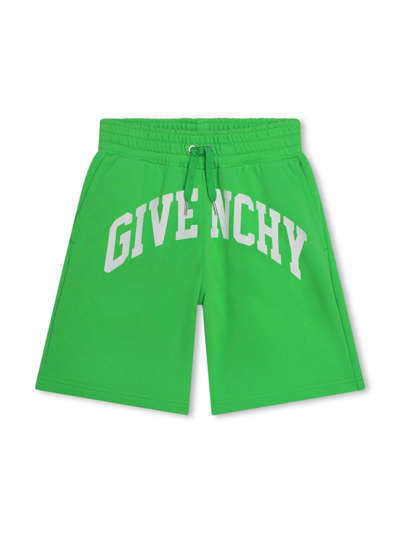 Shop Givenchy Shorts Sportivi Con Logo In Green