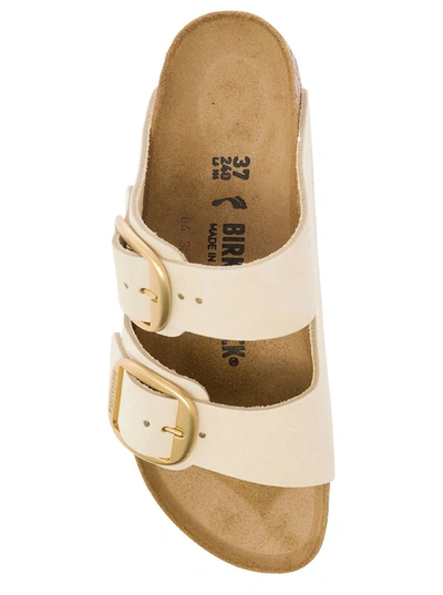 Shop Birkenstock 'arizona' Beige Slip-on Sandals With Engraved Logo In Leather And Cork Woman