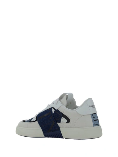 Shop Valentino Garavani Sneakers In Bianco/d.scuro-d.chiar/bi/ne