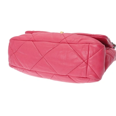 Pre-owned Chanel 19 Pink Leather Shoulder Bag ()