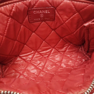 Pre-owned Chanel Matelassé Red Leather Clutch Bag ()