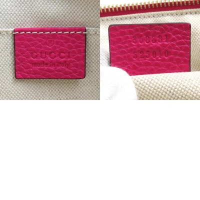Shop Gucci Swing Pink Leather Clutch Bag ()