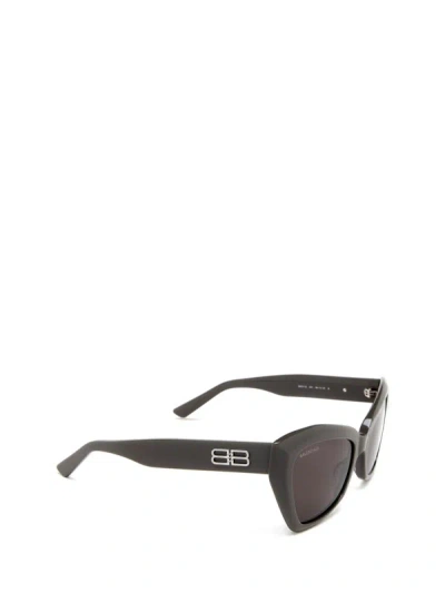 Shop Balenciaga Sunglasses In Grey