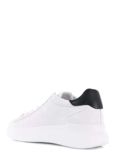 Shop Hogan Sneakers In Bianco/bordeaux
