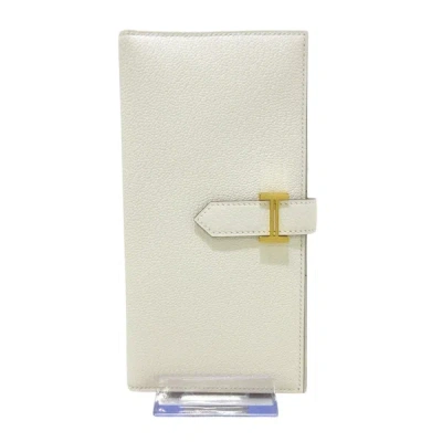 Shop Hermes Béarn Leather Wallet () In White