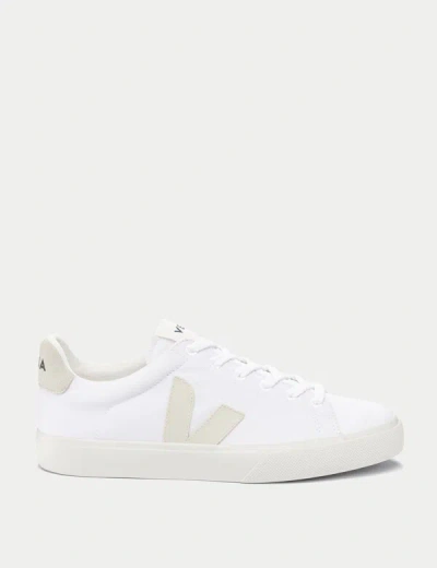 Shop Veja Campo Canvas In White