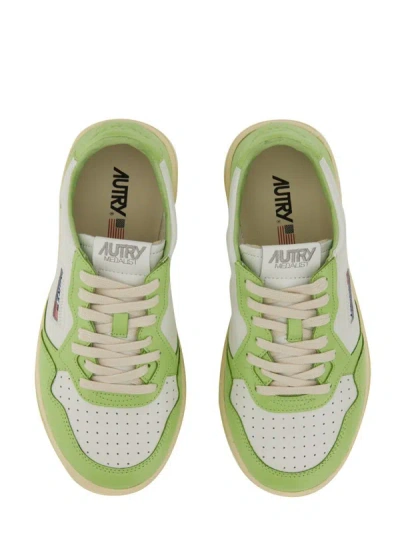 Shop Autry Medalist Low Sneaker In Multicolour