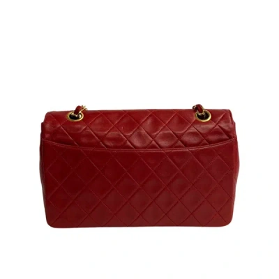 Pre-owned Chanel Red Leather Shoulder Bag ()