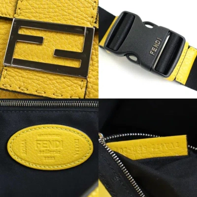 Shop Fendi Baguette Yellow Leather Shoulder Bag ()