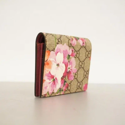 Shop Gucci Gg Blooms Beige Canvas Wallet  ()