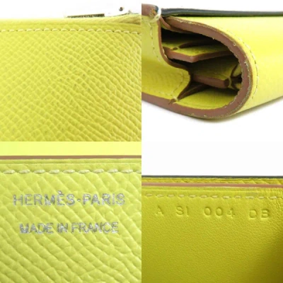 Shop Hermes Hermès Passant Green Leather Wallet  ()
