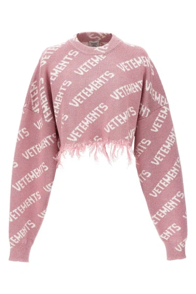 Shop Vetements Women 'iconic Lurex Monogram' Crop Sweater In Pink