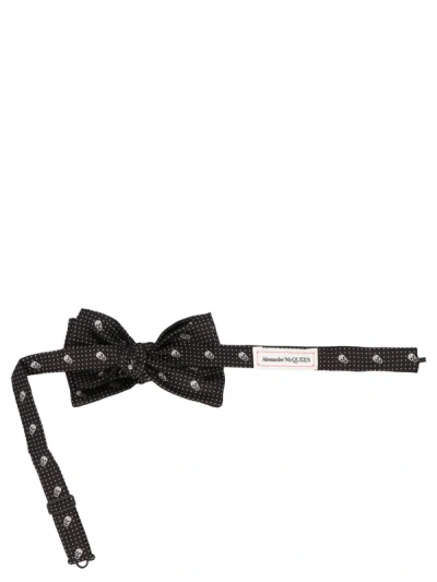 Shop Alexander Mcqueen 'skull Polka' Bow Tie In White/black