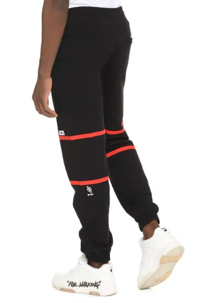 Shop Gcds Logo Print Sweatpants In Black