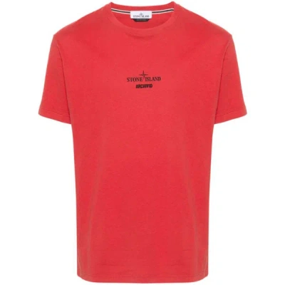 Shop Stone Island T-shirts In Red