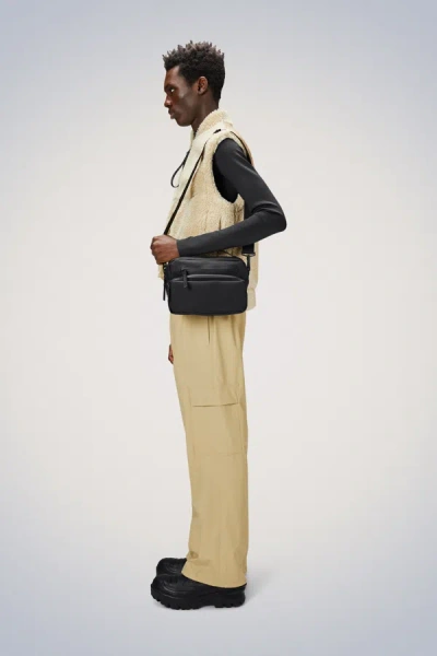 Rains Cargo Box Bag In Black