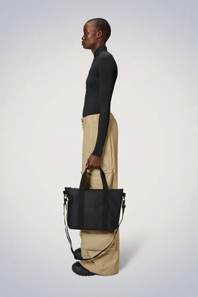 Rains Tote Bag Micro In Black